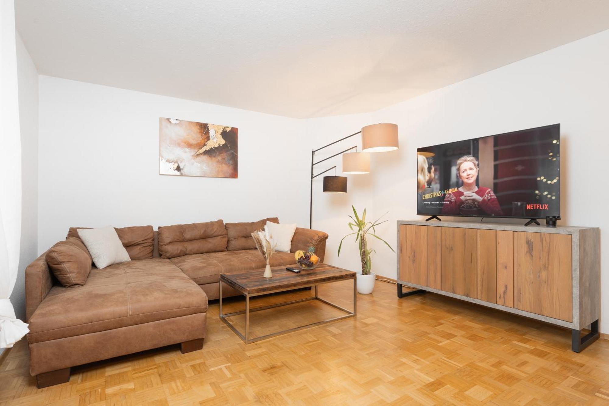 Untersee-Suite Istayunixi Seenaehe-Terrasse-Workspace-Netflix-Parkplatz Radolfzell am Bodensee Exterior photo